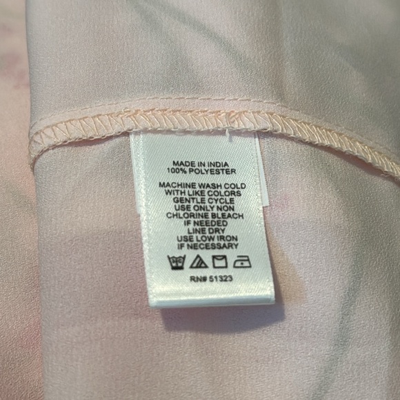 NWOT CeCe Floral Top, Size S Barbiecore - Picture 7 of 7